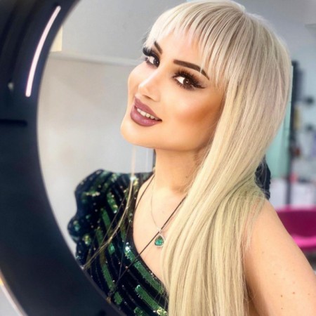 Müğənninin fotoşoplu şəkilləri tənqid edildi - FOTOLAR